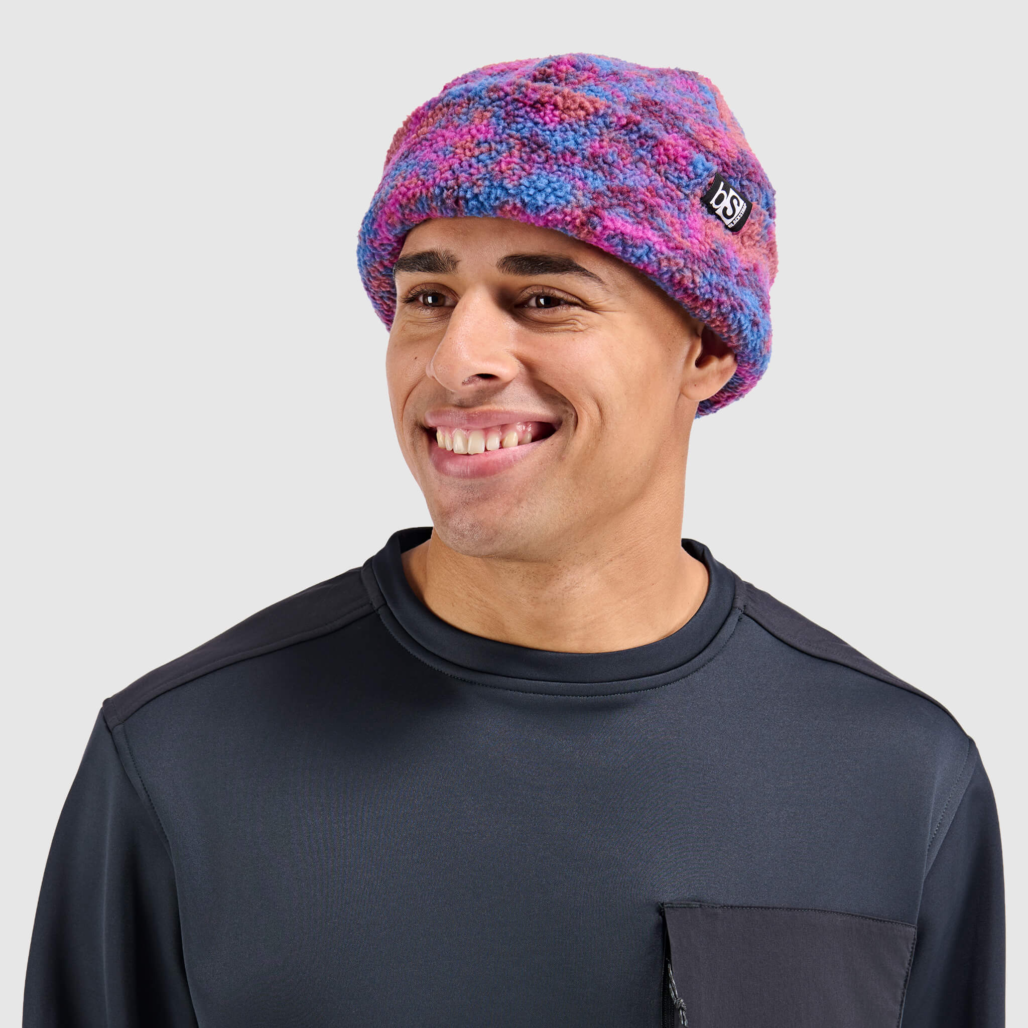 BlackStrap Caldera Beanie
#color_pulse currant